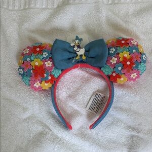 Disney Daisy Duck Ears Headband beautiful